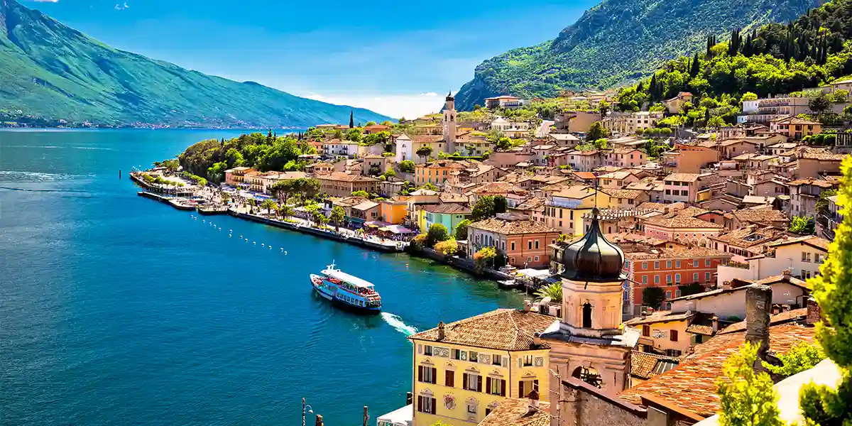 https://todca.blob.core.windows.net/hotelimage/package/slider/lake-garda-destination.webp